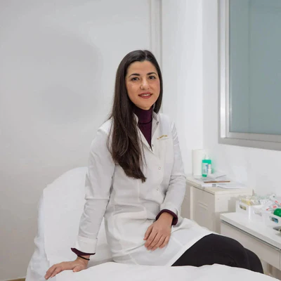 yasmin al adib clinica ibiza slider home 3 scaled